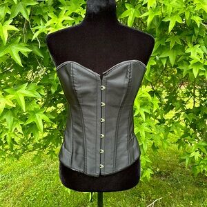 Pretty Black Corset